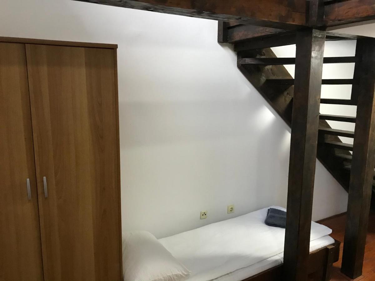 Apartmani Kosuta Tjentiste Exterior foto