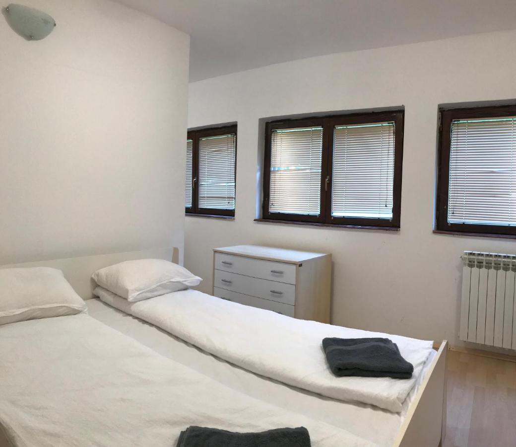 Apartmani Kosuta Tjentiste Exterior foto