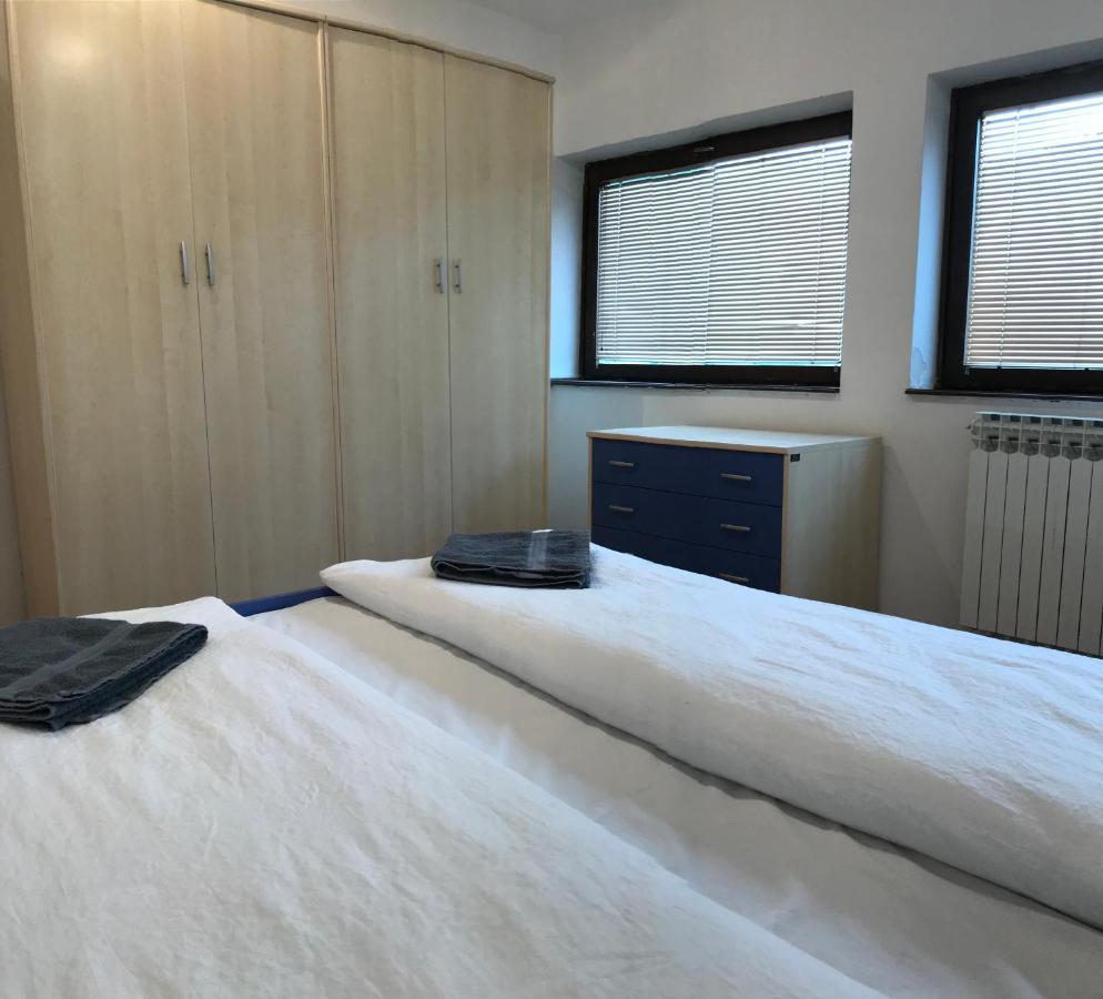Apartmani Kosuta Tjentiste Exterior foto