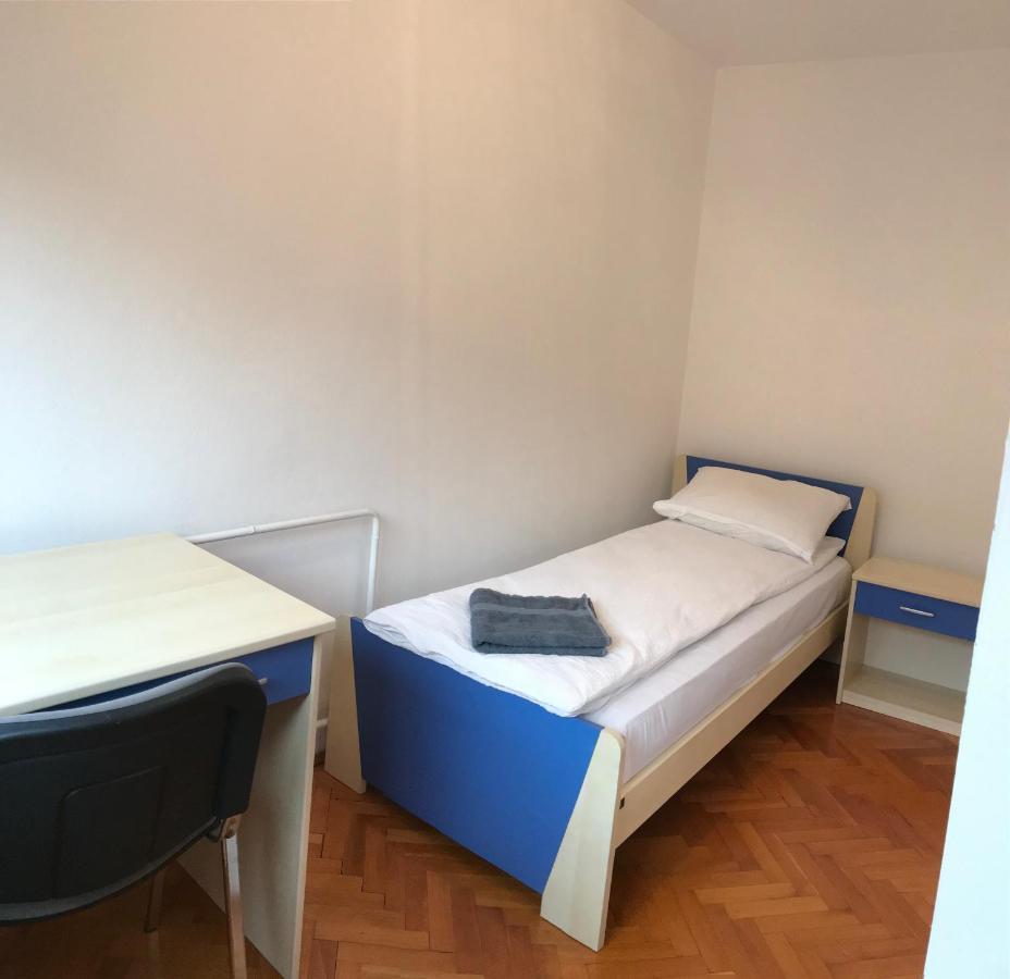 Apartmani Kosuta Tjentiste Exterior foto