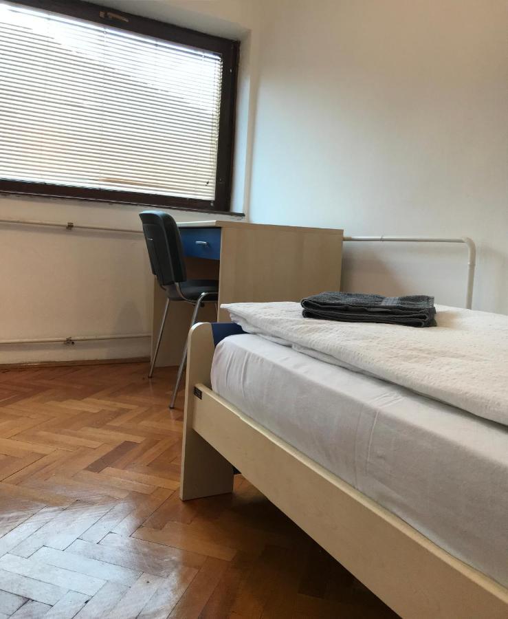Apartmani Kosuta Tjentiste Exterior foto